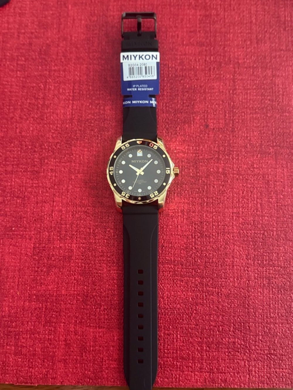 Men's Black Silicone Strap Watch with Gold Case